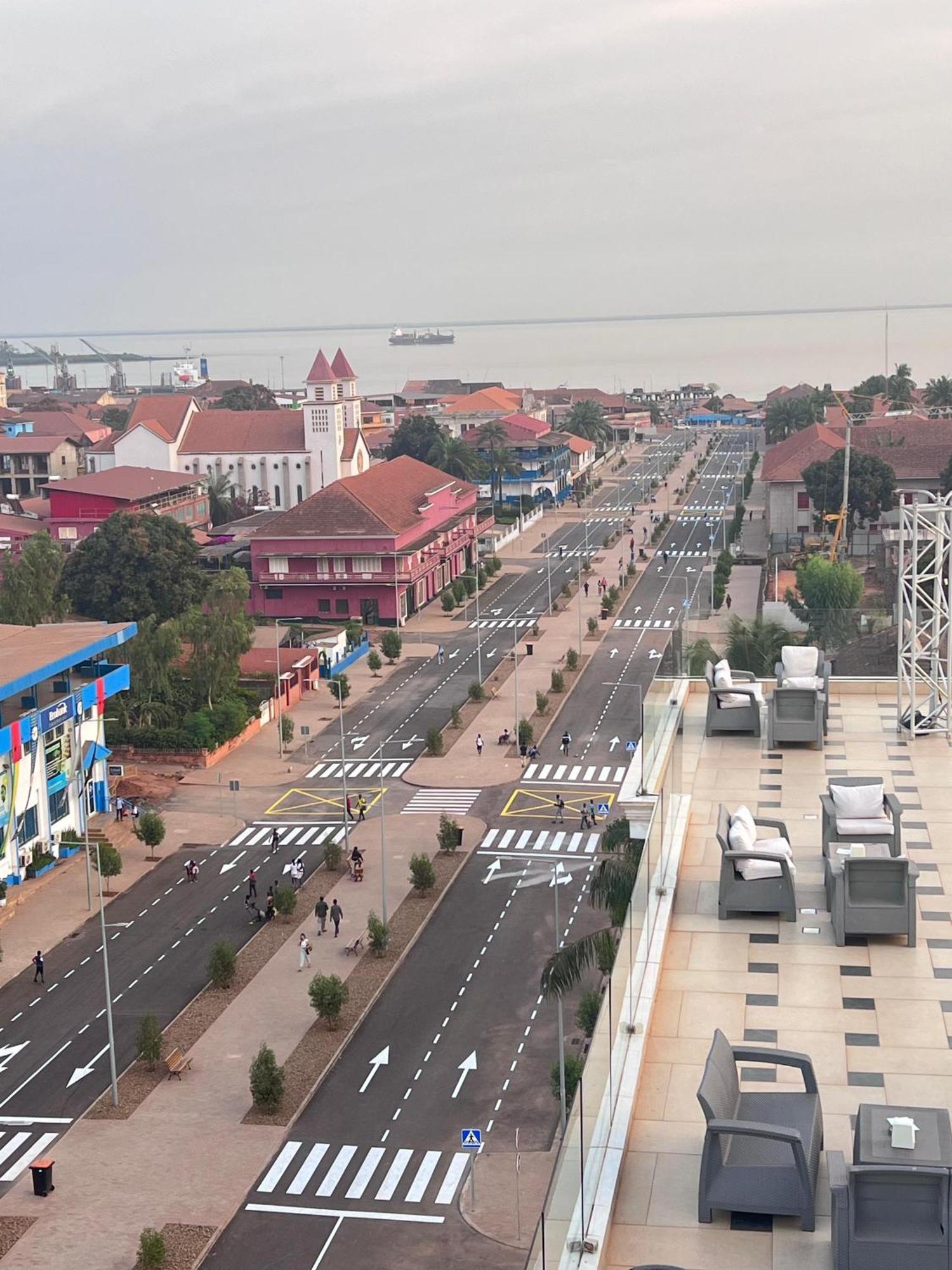 Bissau Royal Hotel Buitenkant foto