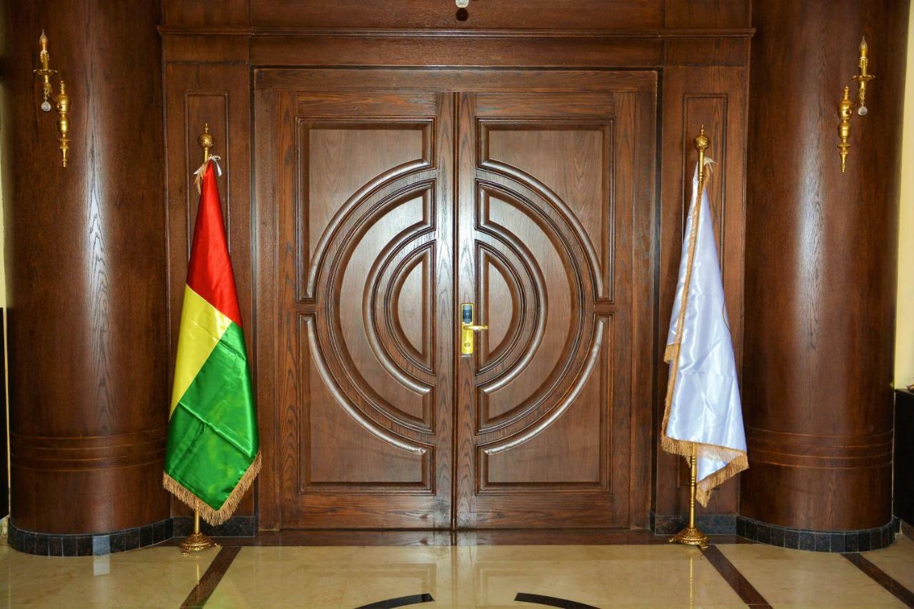 Bissau Royal Hotel Buitenkant foto