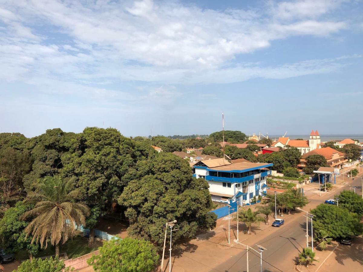 Bissau Royal Hotel Buitenkant foto