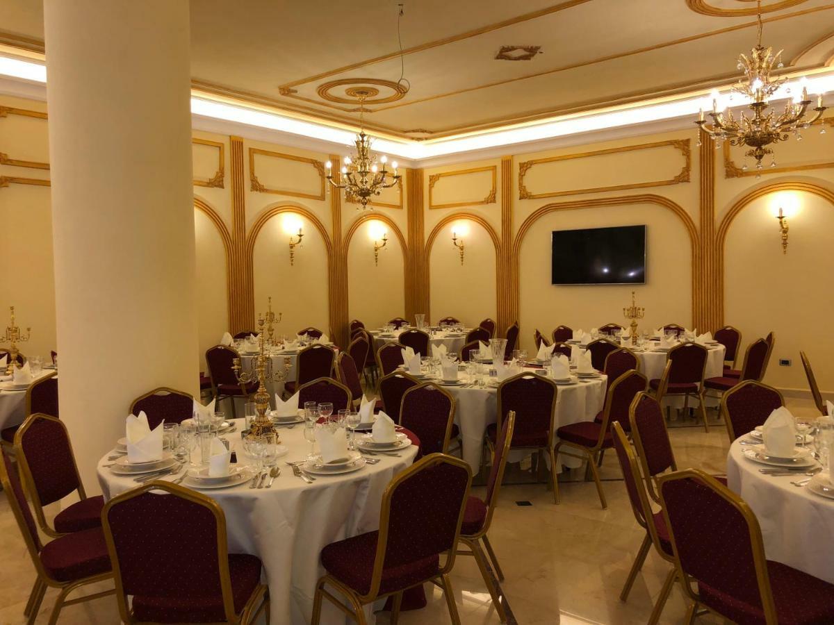 Bissau Royal Hotel Buitenkant foto